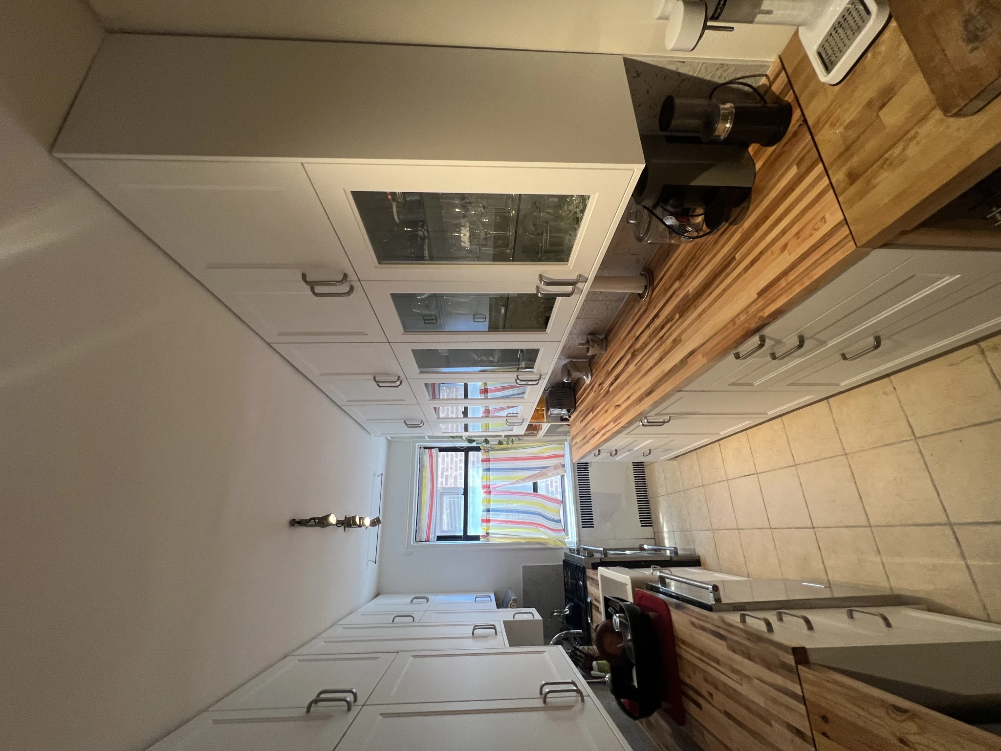 White Shaker Galley Kitchen — photo 1