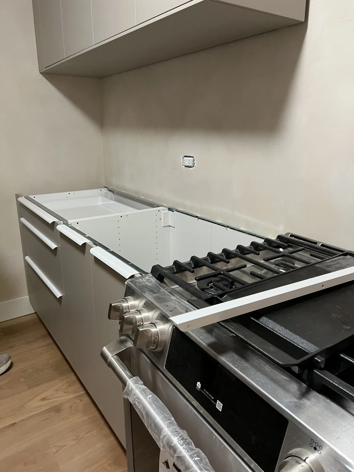 IKEA kitchen installation near Bed-Stuy, NY — Grey Kitchen with Pro Range